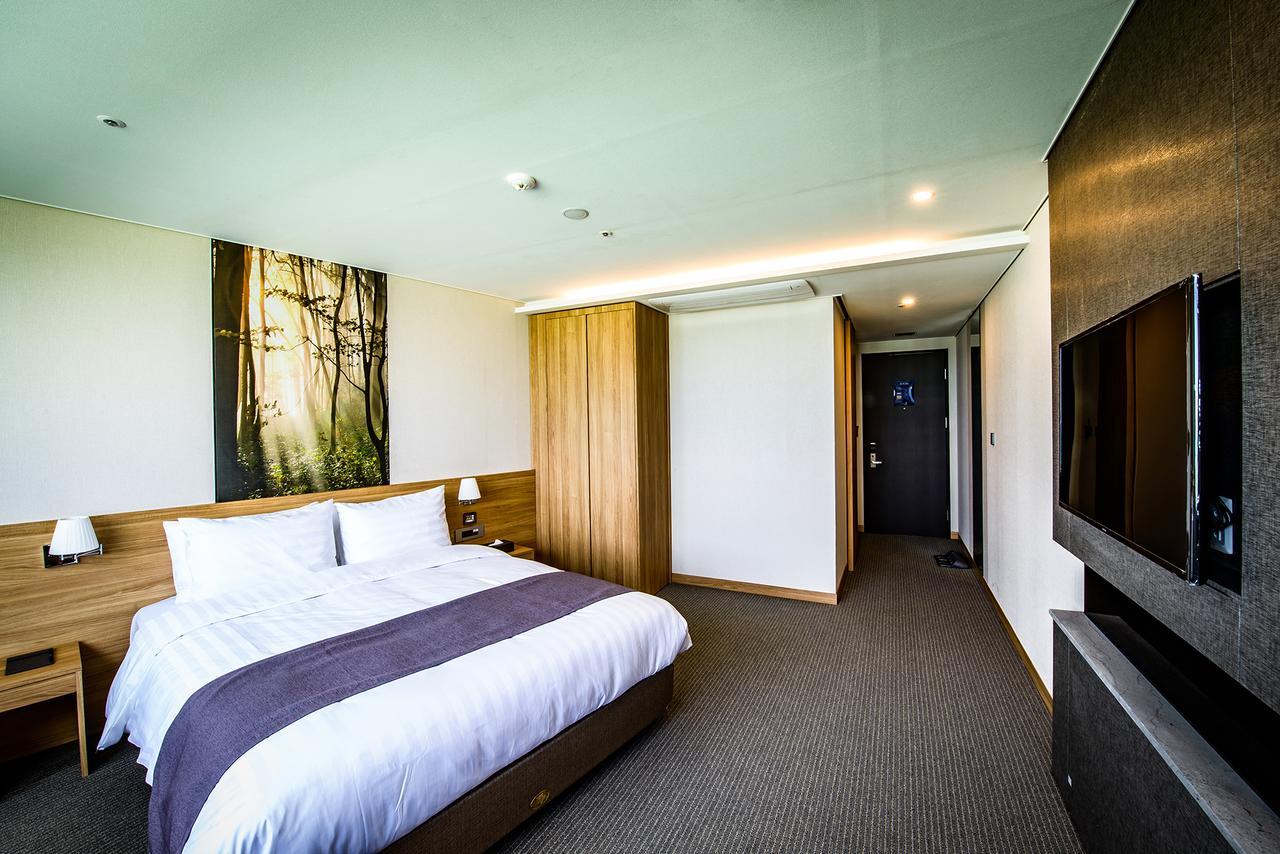 Utop Ubless Hotel Jeju Extérieur photo