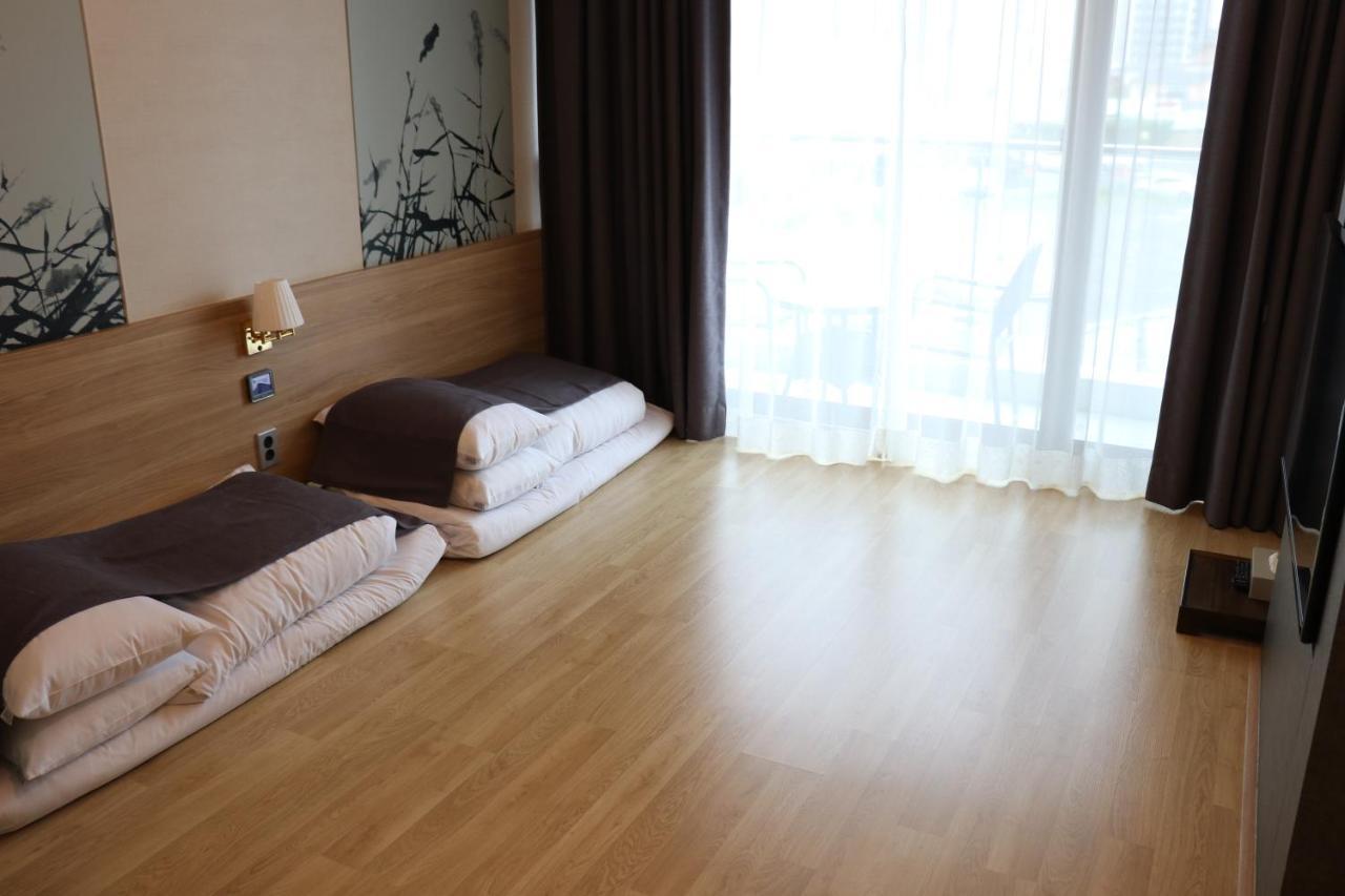 Utop Ubless Hotel Jeju Extérieur photo